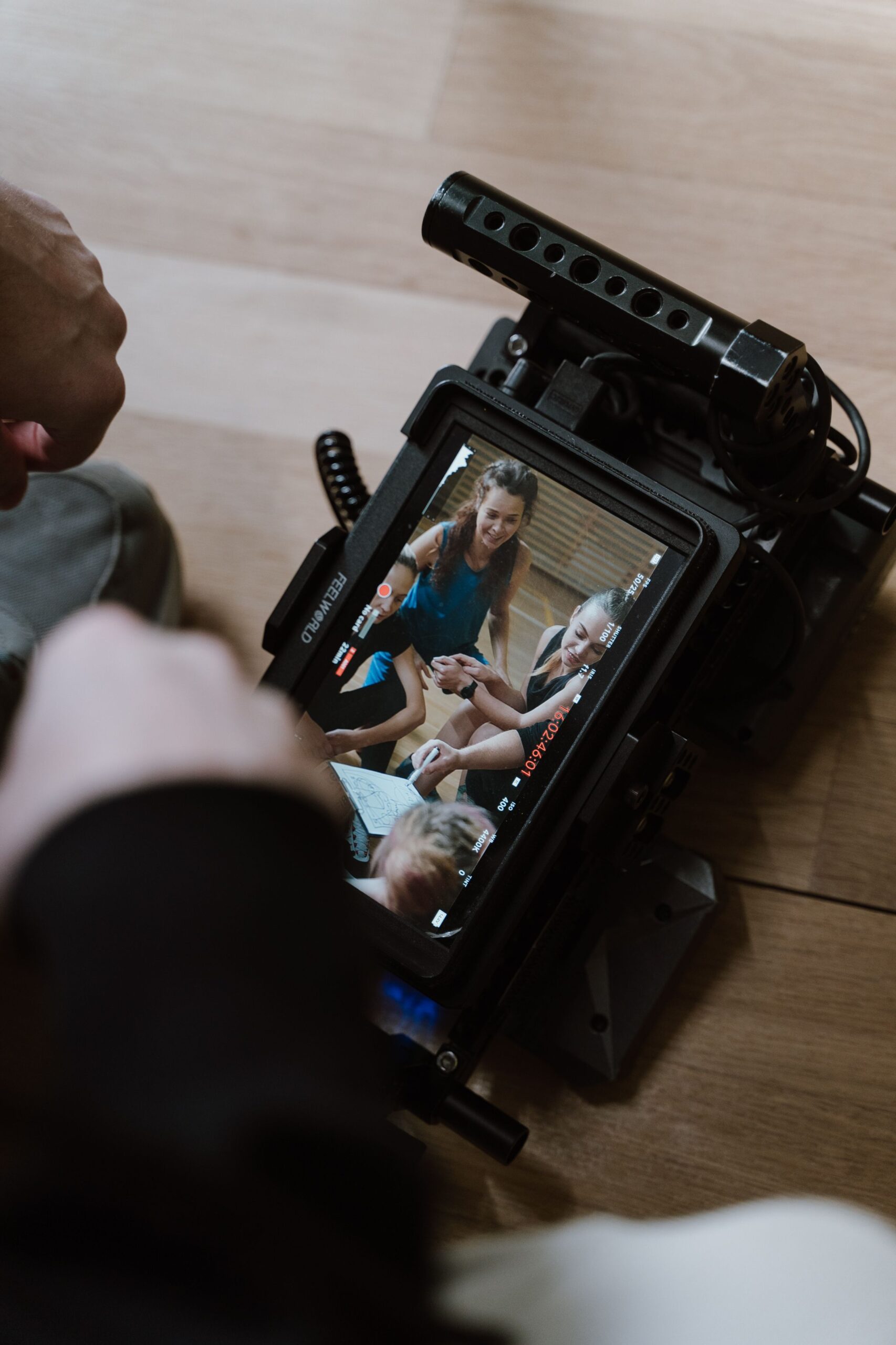 Why Are TV-Style Stories Showing Up on Our Phones? pexels cottonbro 6766992